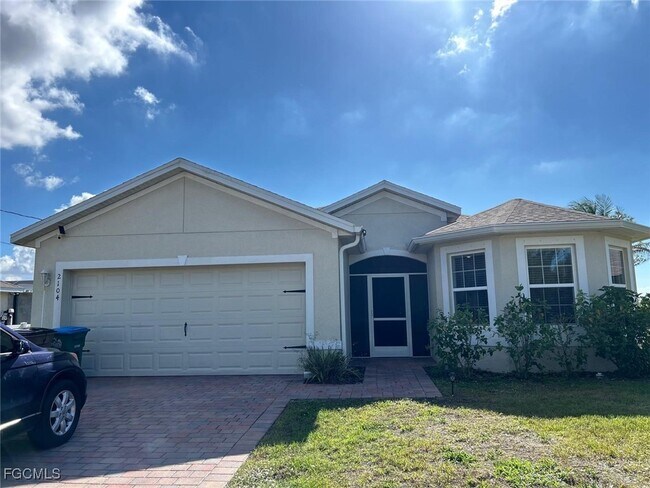 Primary Photo - 2104 Jacaranda Pkwy W