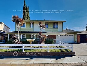 Building Photo - 2164 Athens Ave