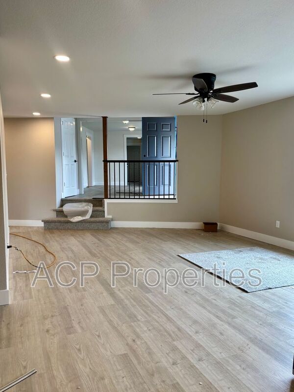 Building Photo - 2094 Front St