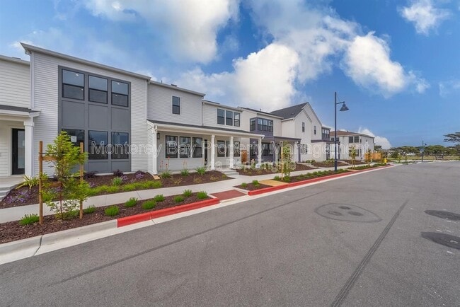 Building Photo - 111 Sea Shell Ave