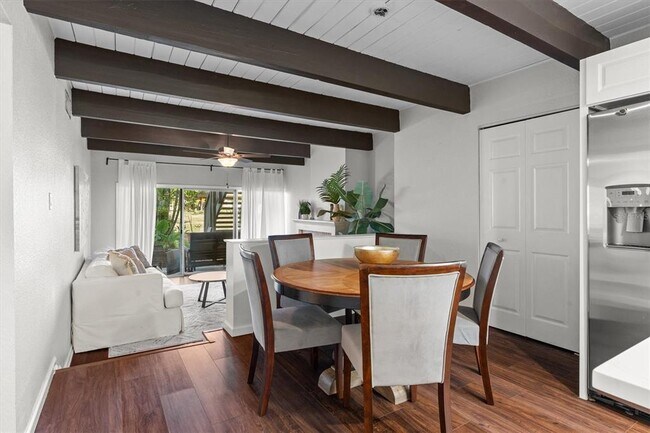 Building Photo - 784 E Michigan St