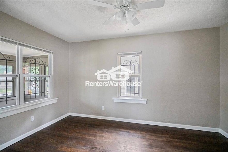 Building Photo - 3408 Mersington Ave