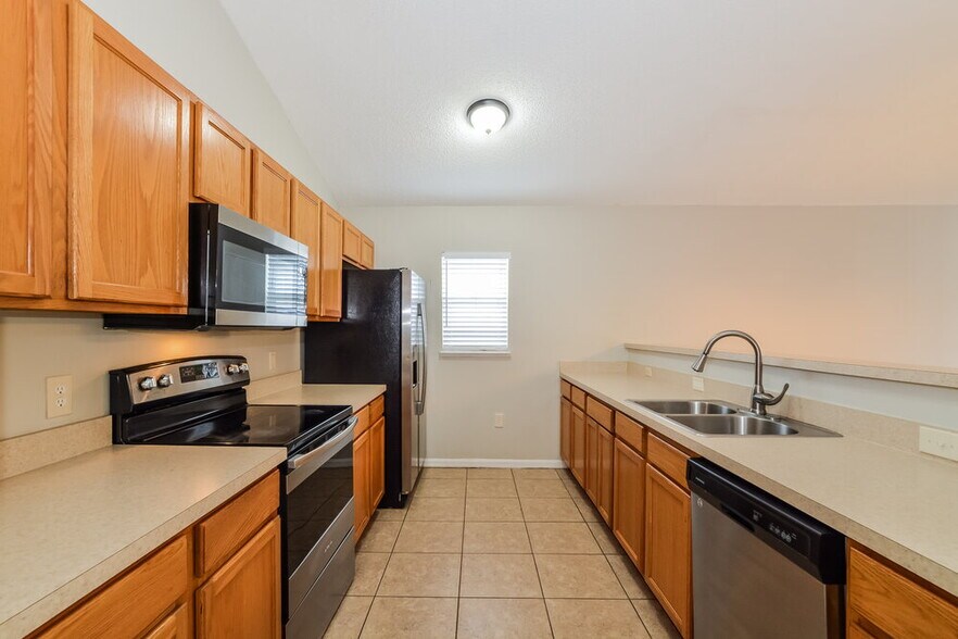 Building Photo - 2961 Elbib Dr