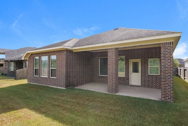 Building Photo - 415 Rocky Briar Ct