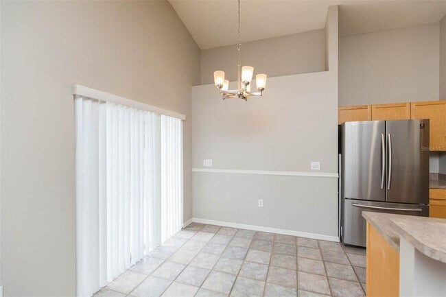 Building Photo - 4550 Roundview Ct