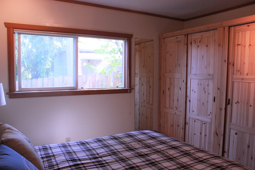 Lots of closet space in the master bedroom with wardrobe - 1236 Northeast 103rd Street