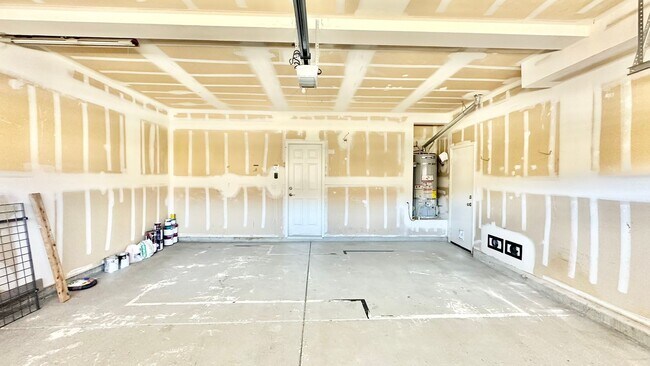 Building Photo - Wonderful & Updated Two-Story in the Quiet and Peaceful Wanis View Estates Community of Oceanside!