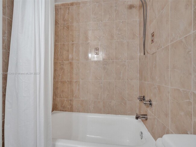 Building Photo - 3725 S Ocean Dr