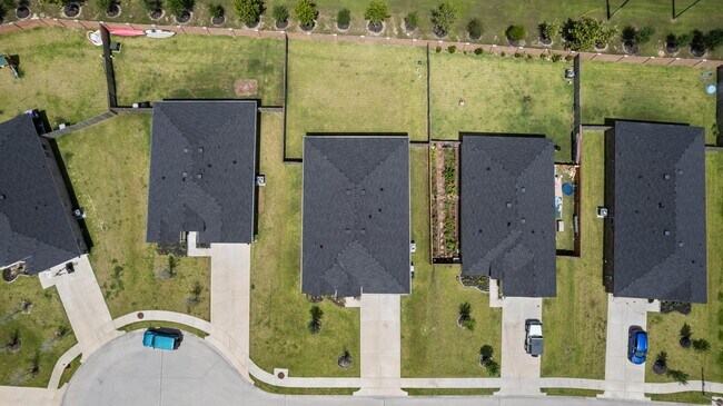 Building Photo - 1054 Great Barracuda Ln