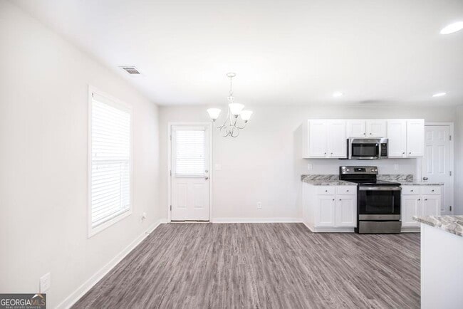 Building Photo - 101 Shasta Dr