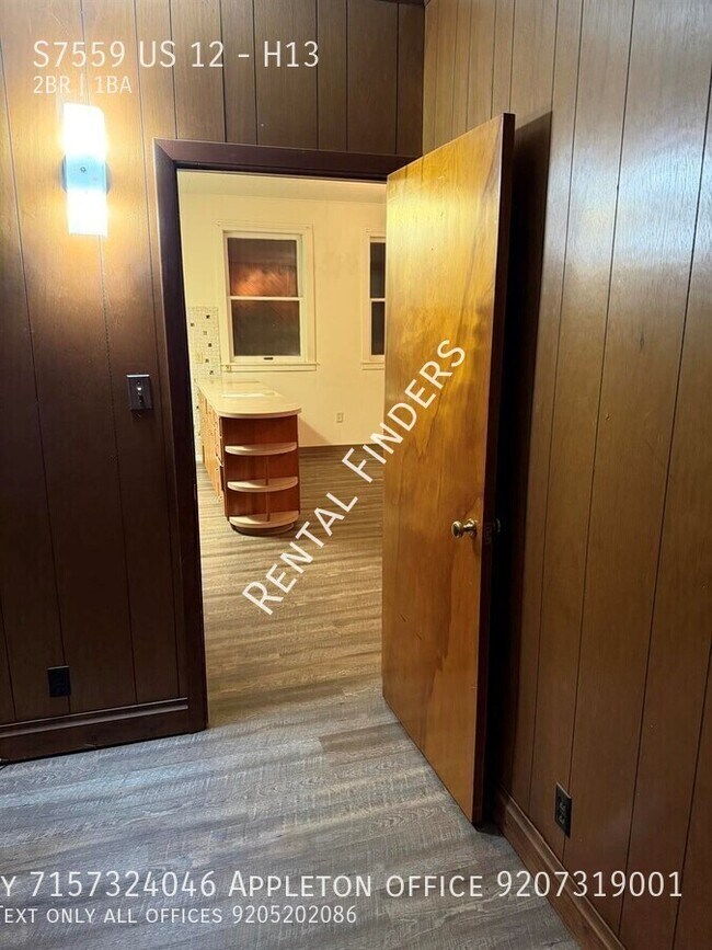 Building Photo - S7559 US-12