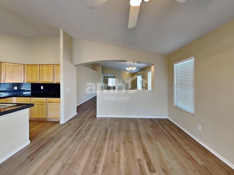 Building Photo - 2057 S 155th Dr