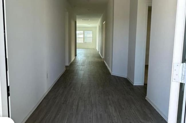 Building Photo - Room in House on Boggy Crk Rnch Rd