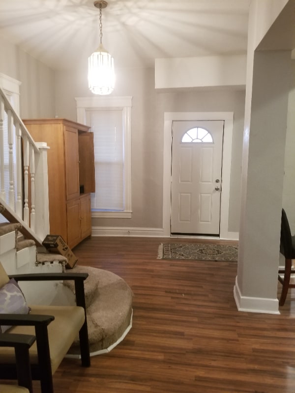 Building Photo - 3311 E 19th St