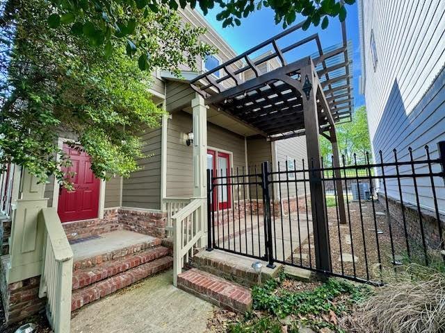 Building Photo - 3704 W Cherokee Rd