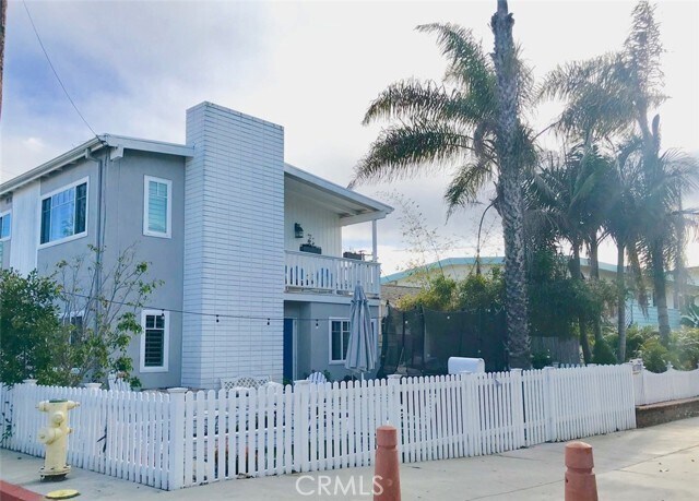 Primary Photo - 334 11th St