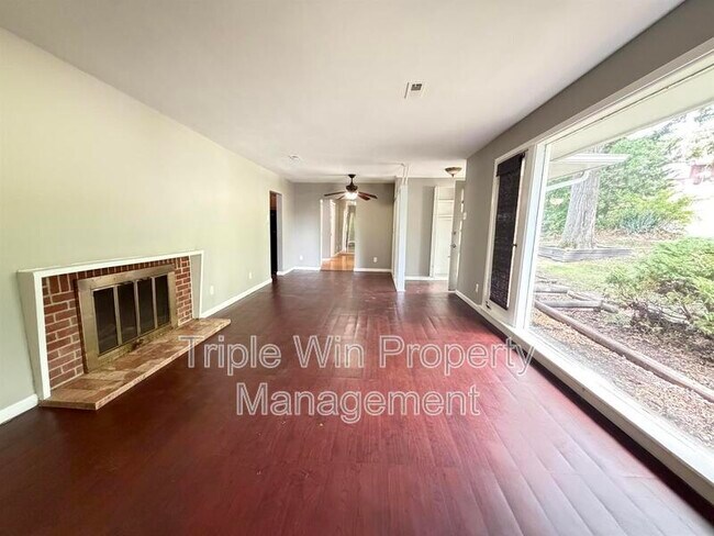 Building Photo - 8423 Korea Dr