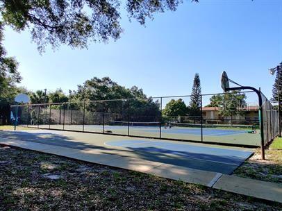 Building Photo - 4220 La Dega Ct