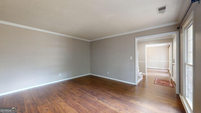Building Photo - 1531 Dartmouth Ct