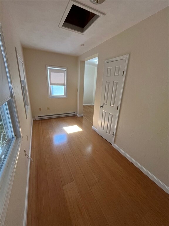 Building Photo - 39 Montfern Ave