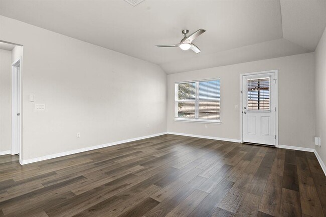 Building Photo - 149 Feather Grass Ave