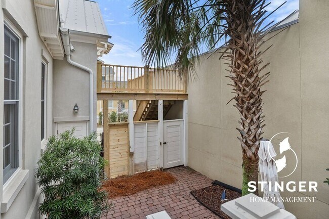 Building Photo - 30 Harford