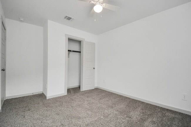 Building Photo - 7803 Golden Rubia Ln