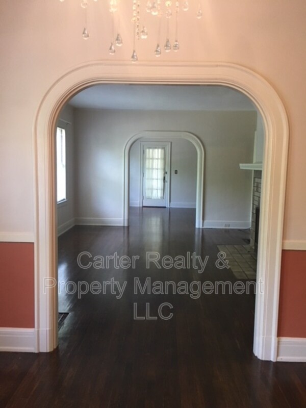 Building Photo - 3707 Whitland Ave