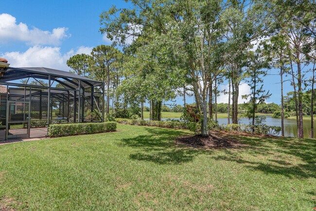 Building Photo - 9400 Briarcliff Trace