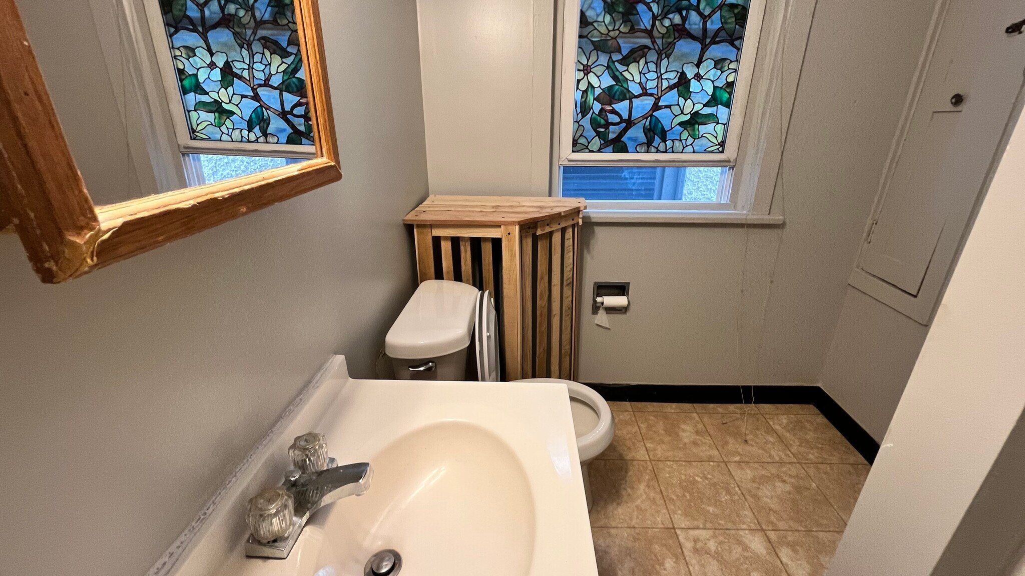 Building Photo - 5847 Nicholson St