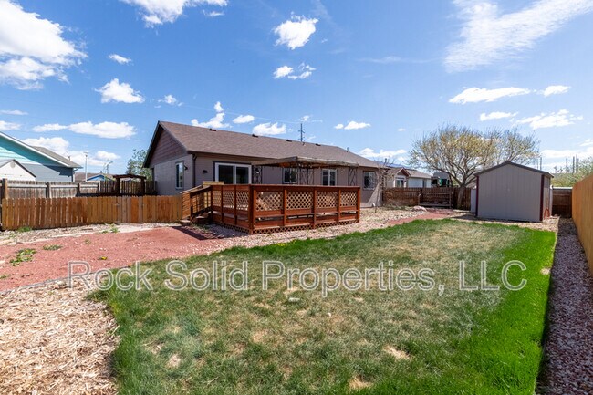 Building Photo - 1113 Banjo Ct