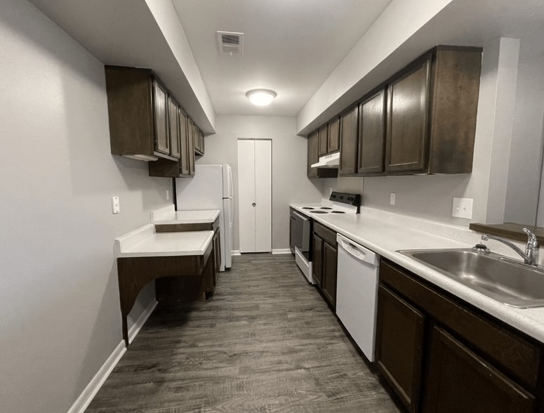 Primary Photo - Centurion House