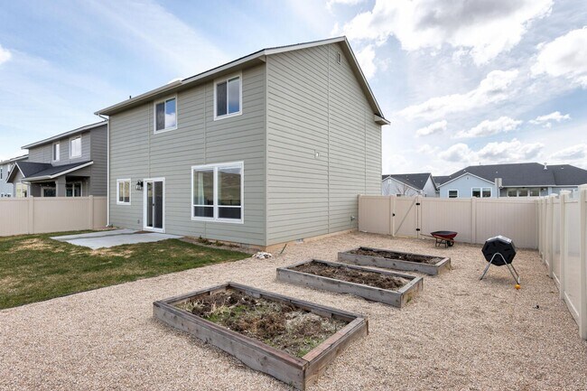 Building Photo - Newly Built Home in Boise _ Pet Friendly