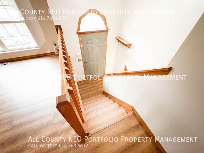 Building Photo - 522 Warwick Ln