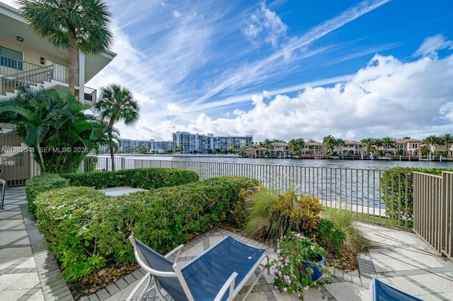 Building Photo - 2600 S Ocean Dr