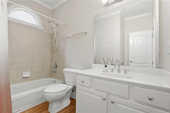 Building Photo - 3561 Carriage Glen Way