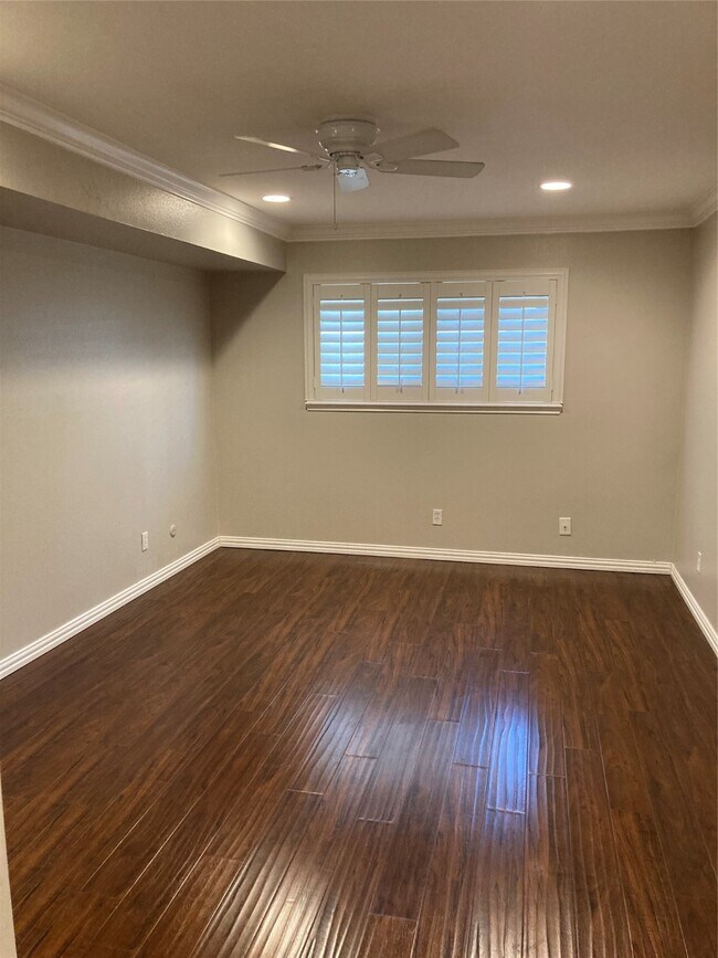 Building Photo - 881 Wax Myrtle Ln