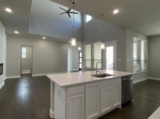 Building Photo - 13034 Scissortail Dr