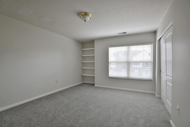 Building Photo - 763 Hidden Springs Dr