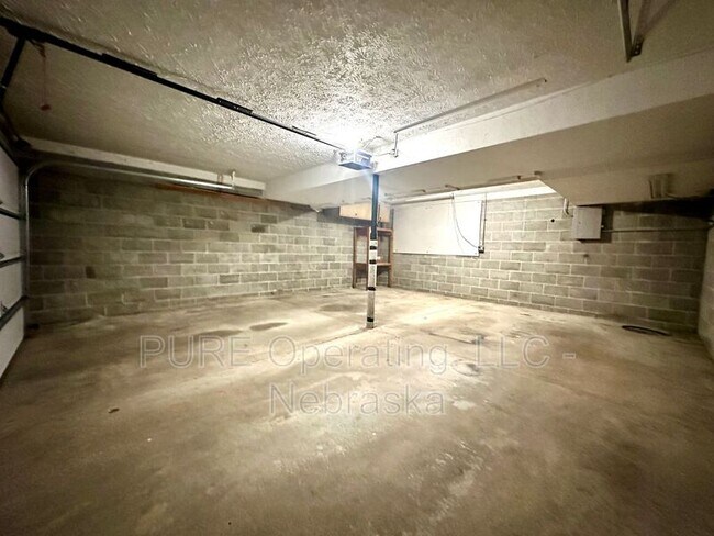 Building Photo - 8005 S 152nd St