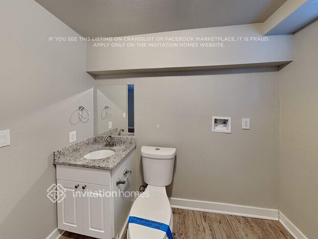 Building Photo - 11001 Needles Ct