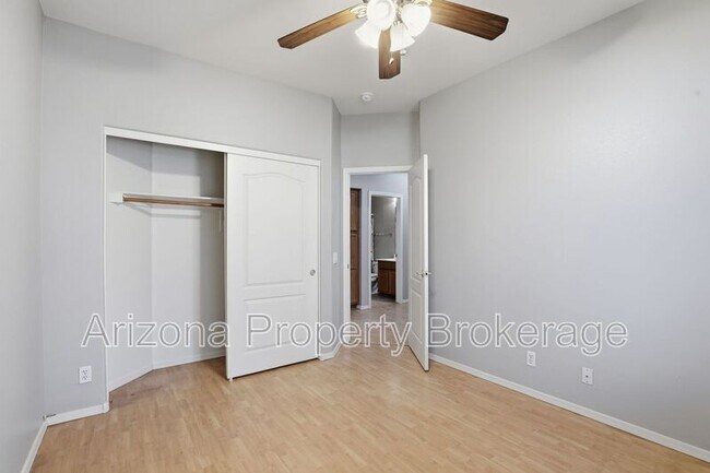 Building Photo - 8717 N 58th Ln