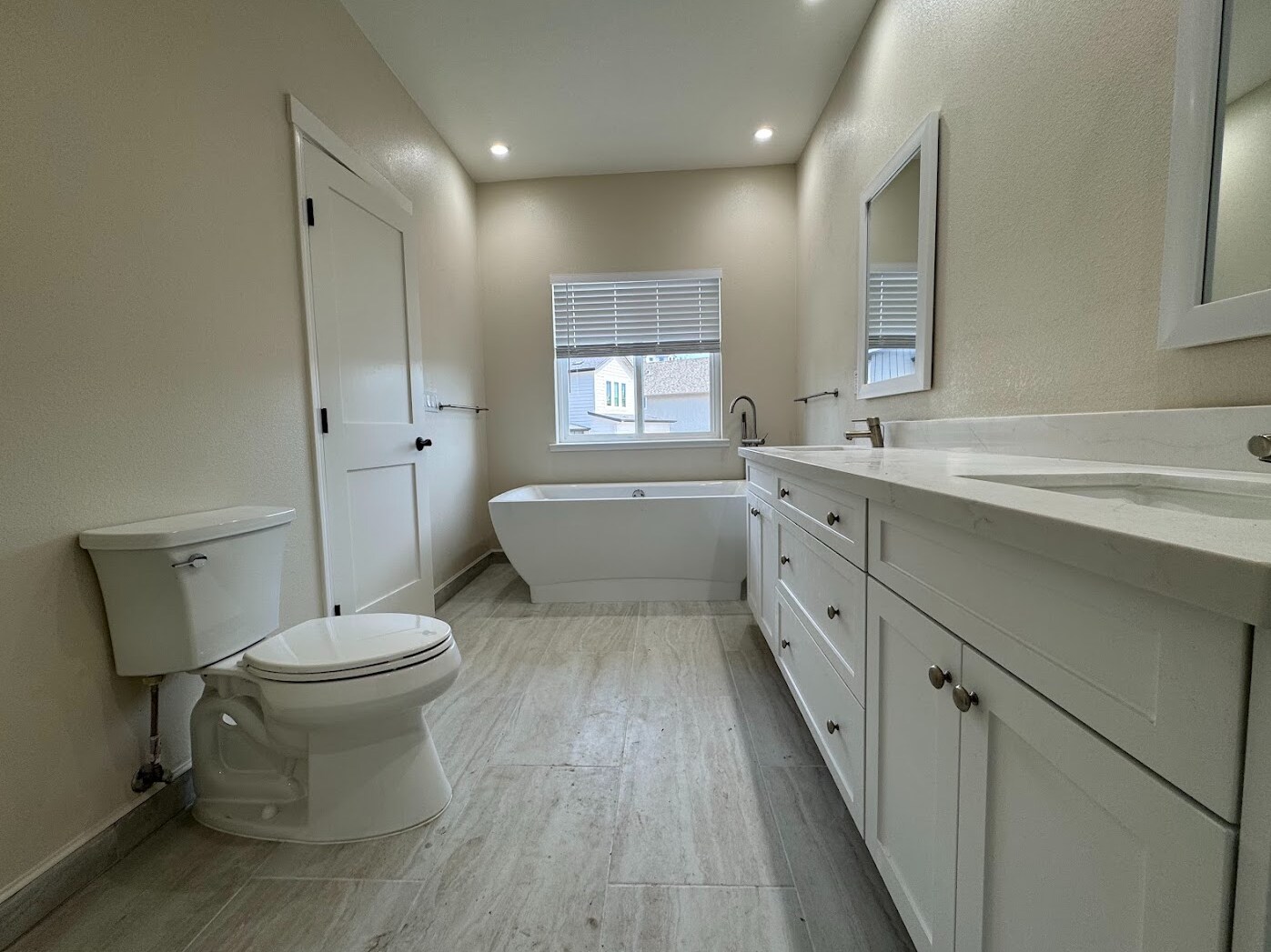 Building Photo - 3729 Cannes Pl