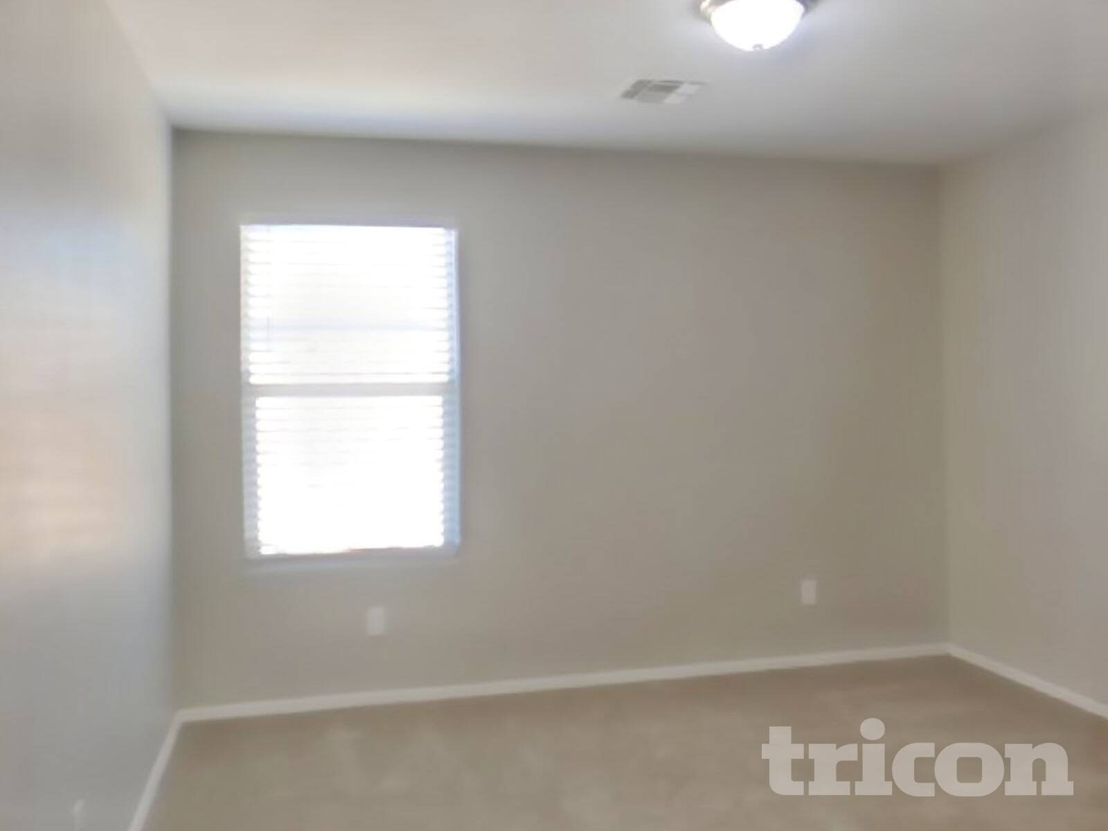 Building Photo - 4122 W Federal Way