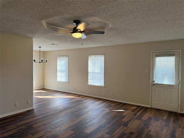 Building Photo - 1620 May St