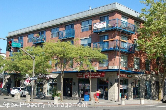 Primary Photo - 1 br, 1 bath Apartment - 1304 RAILROAD AVENUE