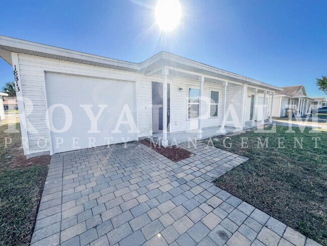 Building Photo - 3BR/2BA Duplex in Vistanna Villas | Garage + Resort Pool!