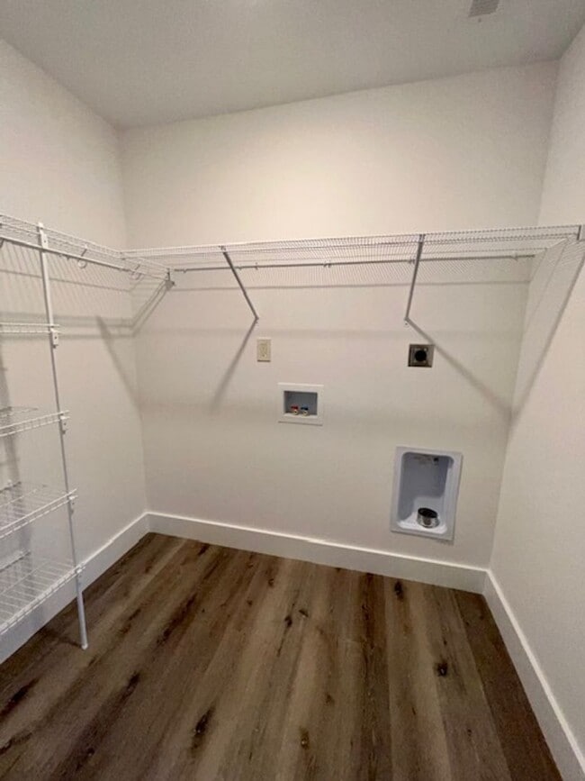 Building Photo - New Construction Weaverville Rental