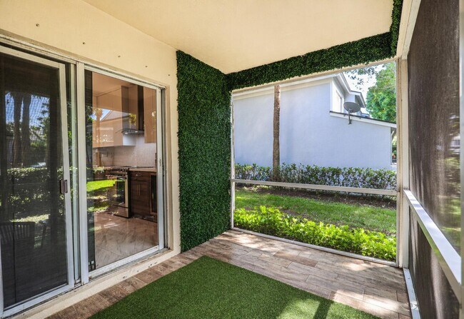 Building Photo - 3333 Cabaret Ln