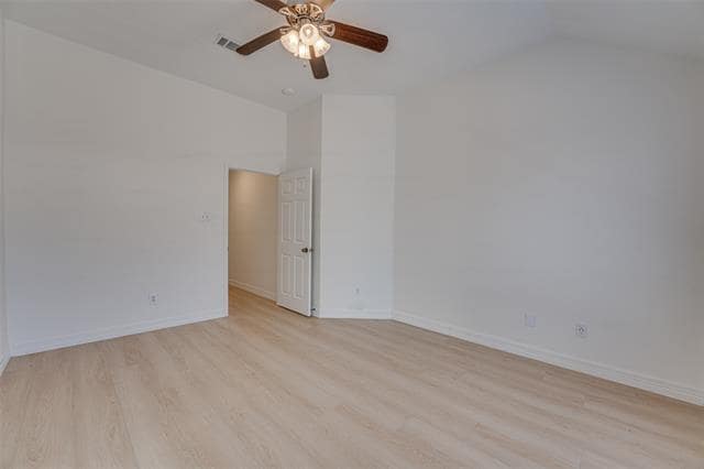 Building Photo - 318 Winter Pk Ct